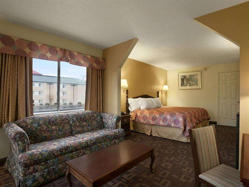 Super 8 By Wyndham Nashville Near Downtown / I-40 Buitenkant foto